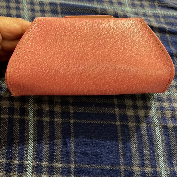 Authentic Vintage Kate Spade Pink Leather Glasses case in good condition. - Picture 3 of 8